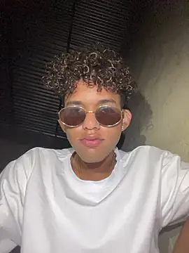 Stickmendez online show from April 2026 02:37:02 AM