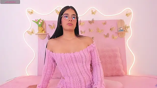 Isaa-queen online show from April 2026 08:54:01 PM