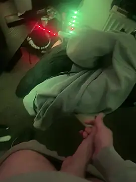 Snapshot of bigcockD2006 chatting on February 2026 01:49:01 AM bigcockD2006 online show from February 2026 01:49:01 AM