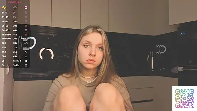 HinaVibe online show from March 2026 04:42:02 PM