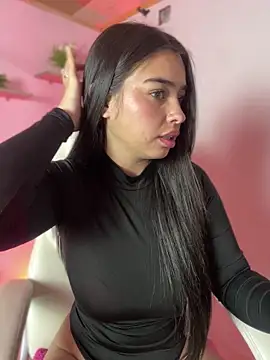 I Valentina online show from April 2026 07:18:01 PM