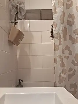 JestingSense online show from April 2026 05:15:01 PM