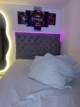 Pamela23x online show from March 2026 10:23:01 PM