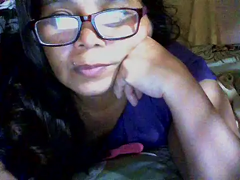 Flowerblossom123 online show from April 2026 02:12:01 PM