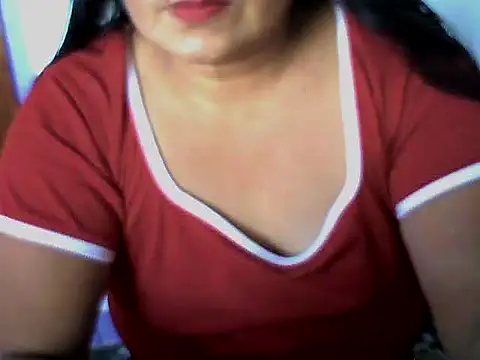 Flowerblossom123 online show from May 2026 06:01:02 AM