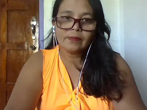 Flowerblossom123 online show from April 2026 05:33:01 AM