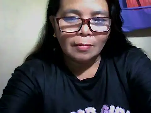 Flowerblossom123 online show from May 2026 11:57:01 AM