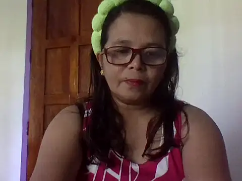 Flowerblossom123 online show from May 2026 07:11:02 AM
