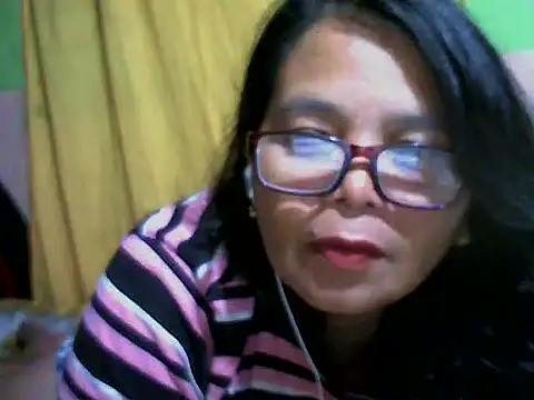 Flowerblossom123 online show from May 2026 04:04:02 PM