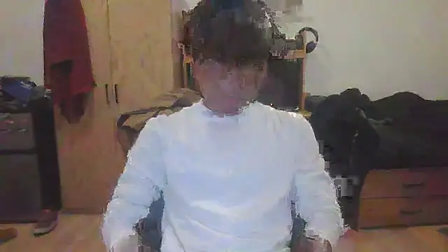 Snapshot of Ethangh001 chatting on February 2026 03:41:01 AM Ethangh001 online show from February 2026 03:41:01 AM