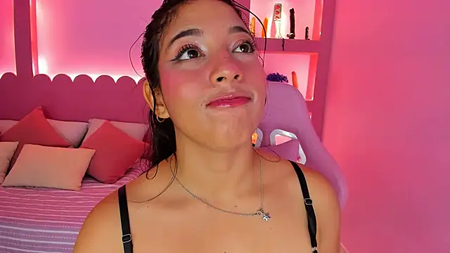 Holy Lux online show from April 2026 03:16:02 PM