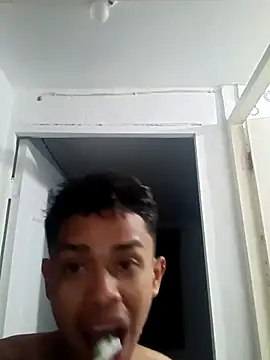 Lluviadeorohd online show from February 2026 04:46:01 AM