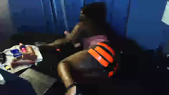 TsModestee online show from February 2026 08:48:02 AM