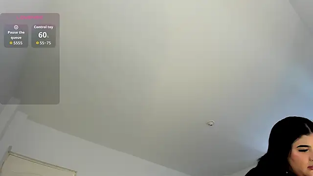 Snapshot of Yasmin_cute chatting on June 2026 02:15:02 PM Yasmin cute online show from June 2026 02:15:02 PM