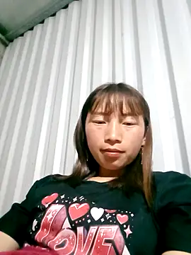 Snapshot of Xuka-xx chatting on March 2026 03:30:01 PM Xuka-xx online show from March 2026 03:30:01 PM