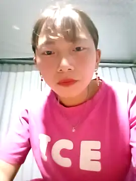 Snapshot of Xuka-xx chatting on February 2026 12:28:02 PM Xuka-xx online show from February 2026 12:28:02 PM