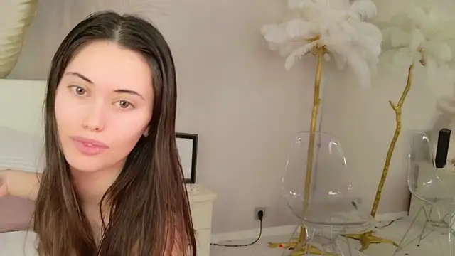 Snapshot of Lunaa_Babygirl chatting on March 2026 07:15:01 AM Lunaa Babygirl online show from March 2026 07:15:01 AM