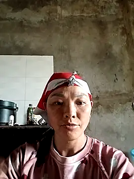 elen8800 online show from March 2026 03:32:01 AM