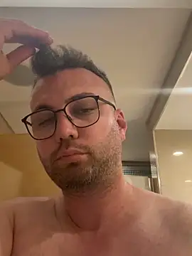 berkay977 online show from June 2026 08:52:02 PM