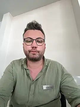 berkay977 online show from May 2026 12:06:01 PM