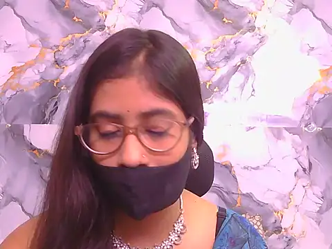 Aayesha-queen online show from May 2026 04:42:01 AM