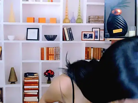 Queeny Cassandra online show from May 2026 06:09:02 AM