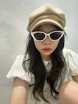 Nancyk6 online show from April 2026 04:10:01 PM