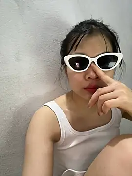 Nancyk6 online show from May 2026 04:49:01 PM