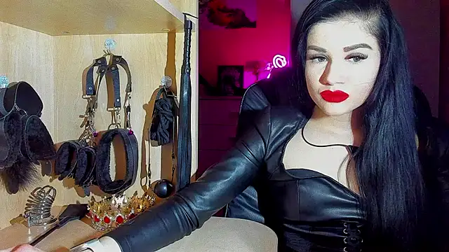 KristiTopxx online show from February 2026 07:35:02 PM