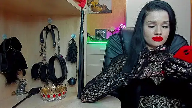 KristiTopxx online show from February 2026 10:34:01 PM