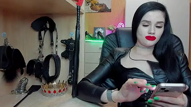 Snapshot of KristiTopxx chatting on June 2026 07:15:01 PM KristiTopxx online show from June 2026 07:15:01 PM
