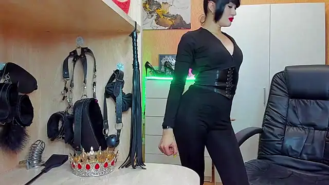 Snapshot of KristiTopxx chatting on November 2025 07:29:02 PM KristiTopxx online show from November 2025 07:29:02 PM