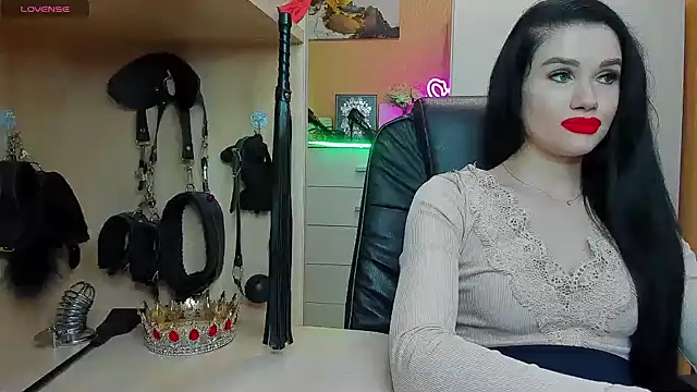 Snapshot of KristiTopxx chatting on June 2026 07:14:01 PM KristiTopxx online show from June 2026 07:14:01 PM