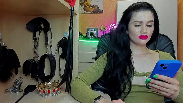 Snapshot of KristiTopxx chatting on June 2026 07:52:02 PM KristiTopxx online show from June 2026 07:52:02 PM