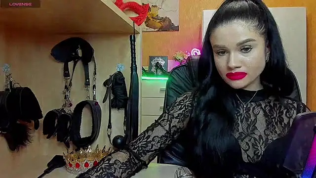 KristiTopxx online show from May 2026 08:00:02 PM