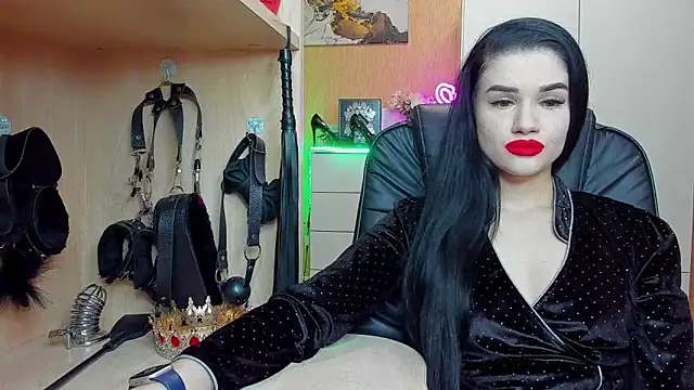 Snapshot of KristiTopxx chatting on November 2025 05:24:02 PM KristiTopxx online show from November 2025 05:24:02 PM