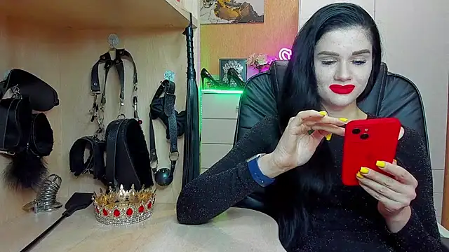 Snapshot of KristiTopxx chatting on November 2025 08:01:02 PM KristiTopxx online show from November 2025 08:01:02 PM