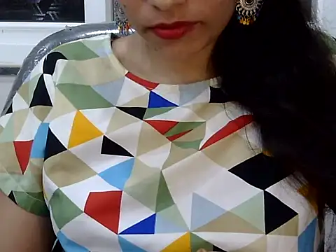 Neha Sharma2 online show from May 2026 01:52:01 PM