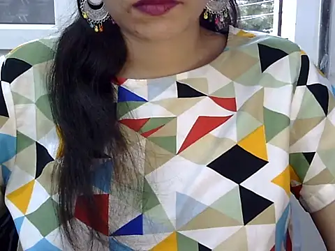 Neha Sharma2 online show from May 2026 12:52:01 PM