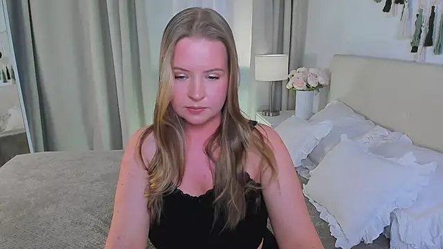 Arya Thomas online show from April 2026 09:49:02 PM