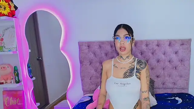 CamilaVelour online show from March 2026 05:53:02 AM