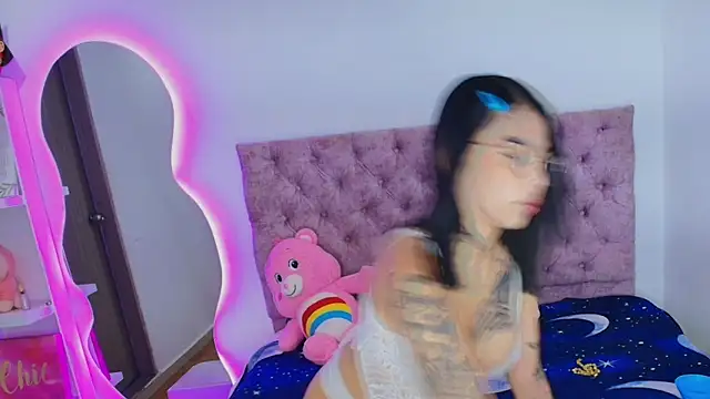 CamilaVelour online show from March 2026 03:30:02 AM