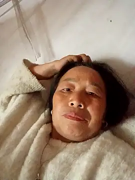 Snapshot of heesuu11 chatting on May 2026 03:01:02 AM heesuu11 online show from May 2026 03:01:02 AM