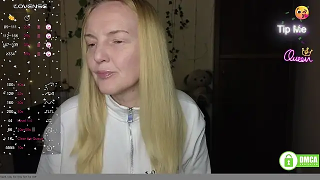 Snapshot of Bella_soulmate chatting on June 2026 05:30:01 AM Bella soulmate online show from June 2026 05:30:01 AM