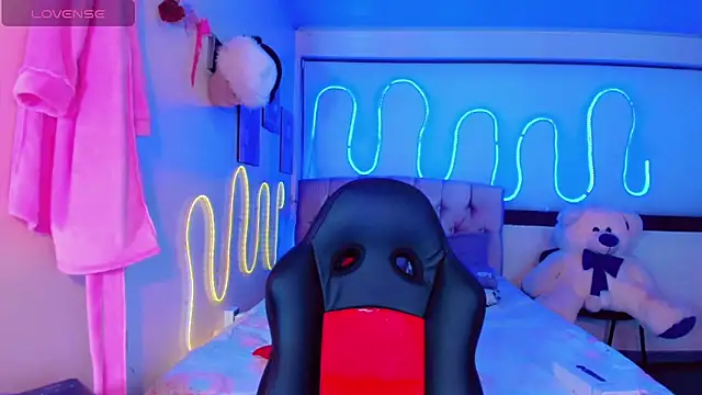 Alisson Taylor 1 online show from February 2026 10:26:02 AM