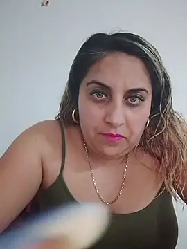 I amXenox online show from February 2026 01:00:01 PM