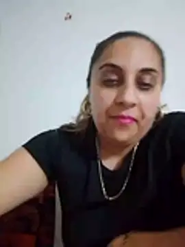 I amXenox online show from February 2026 07:14:01 PM