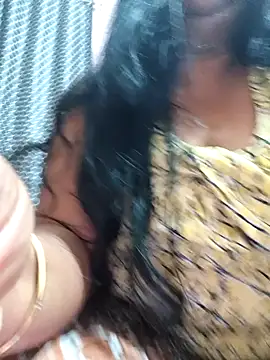 Moonae online show from March 2026 12:22:02 PM