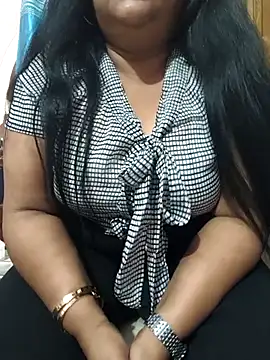 Moonae online show from April 2026 06:15:02 AM