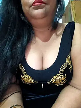 Moonae online show from March 2026 12:41:01 PM